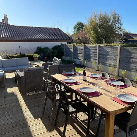 Maison Au Calme Entre Et Bourg Holiday home